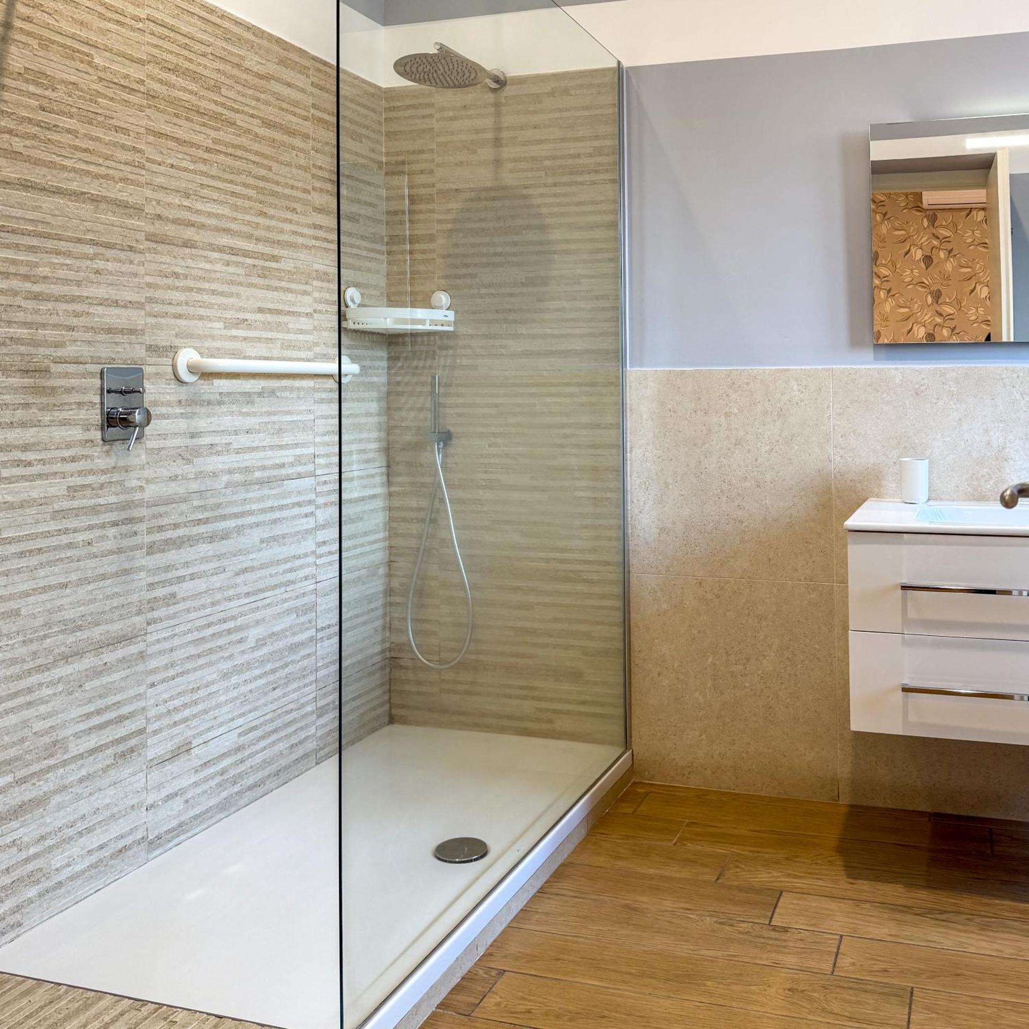 Edo House Anzio - Beachfront - Fronte Mare - Affittacamere Ngoại thất bức ảnh